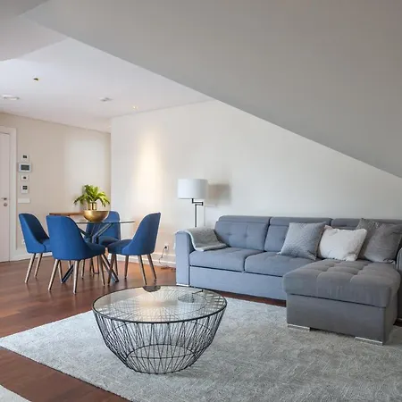 Flh Marques Rooftop With Balcony * ליסבון